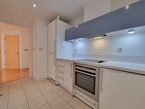 Kitchen - 11'3" (3.43m) x 7'0" (2.13m)